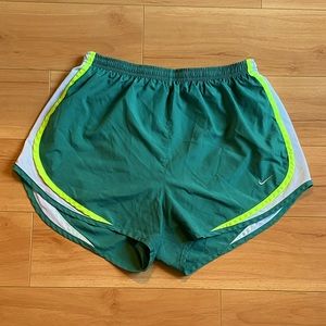 Nike Women's Tempo Dry Core 3'' Running Shorts